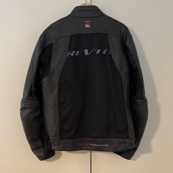 Rev’it! Ignition leather/textile motorcycle jacket - Picture 2 of 3